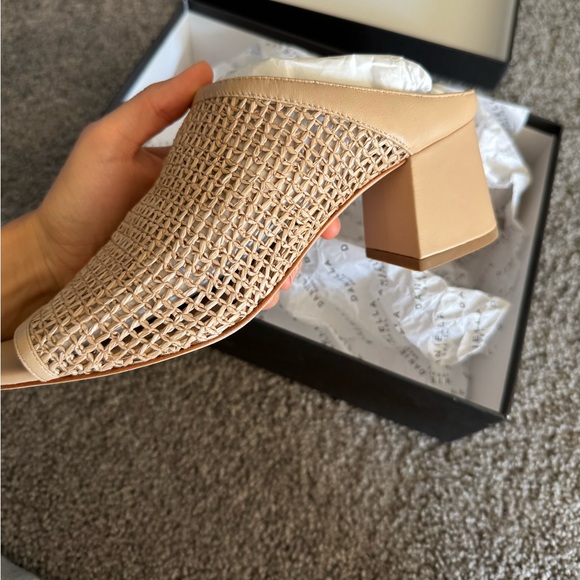 Daniella Shevel Salma Low Heel- Taupe Cream - Picture 4 of 10